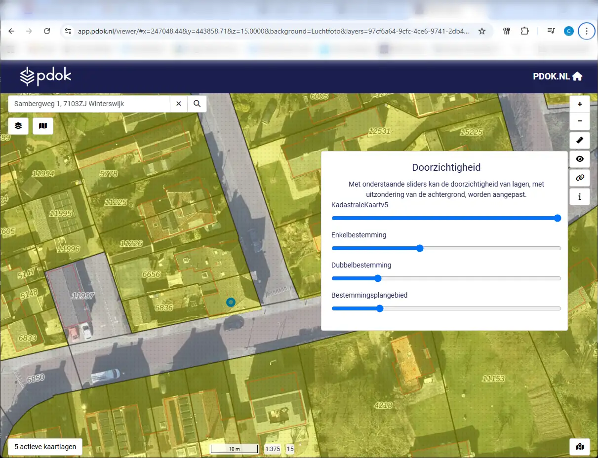Screenshot van PDOK Viewer met kadastrale kaartlagen van een perceel